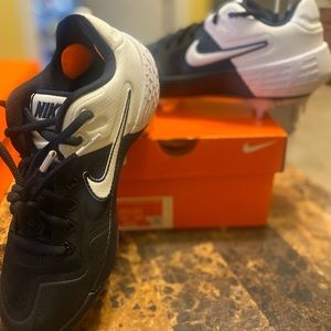 NIKE ALPHA HUARACHE ELT 2 LOW BASEBALL CLEATS